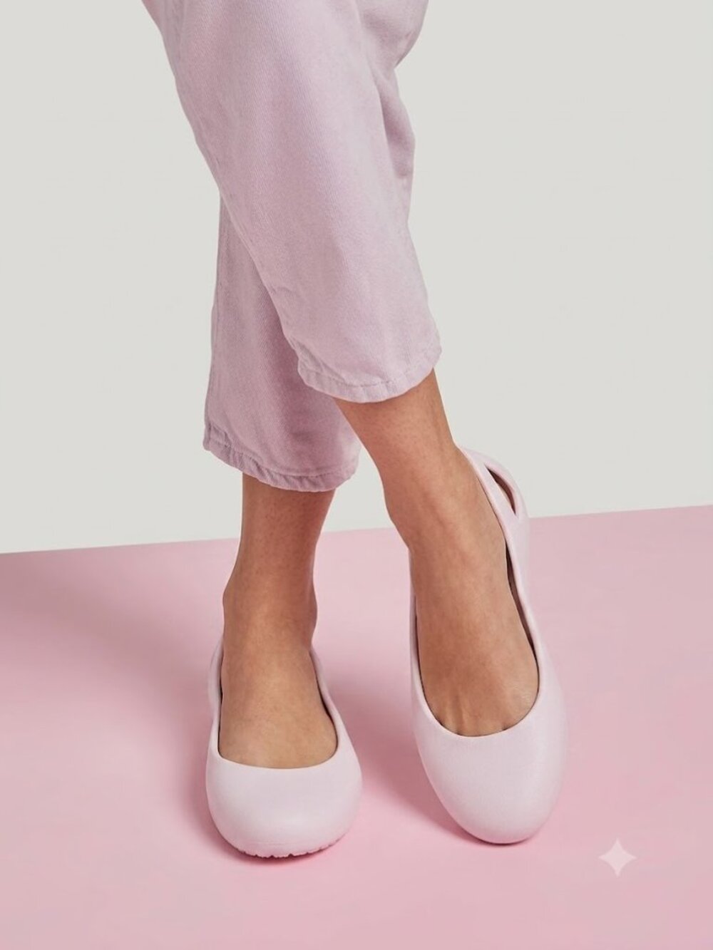 Crocs Women's Kadee Ballerina Flats Light Pink Size 8